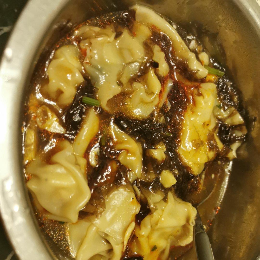 鲜肉小馄饨（调馅+馄饨包法）