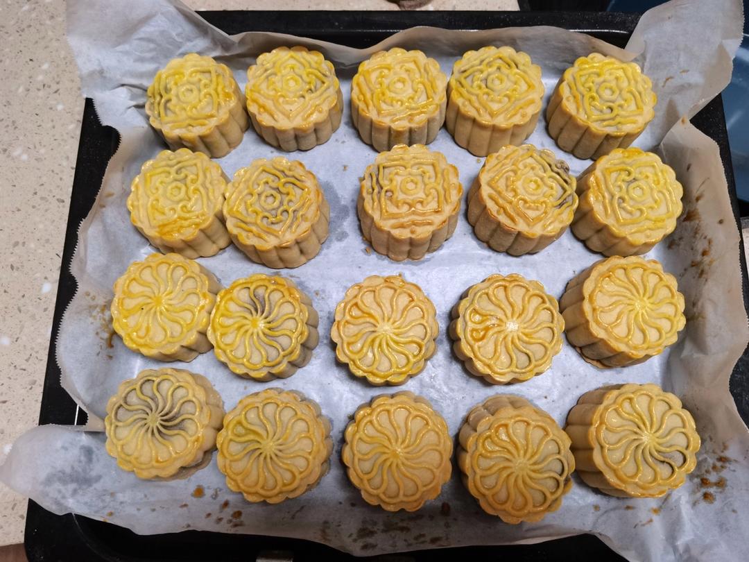 广式莲蓉蛋黄月饼 50克模