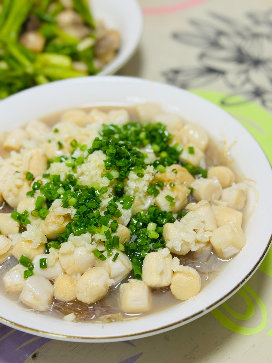 蒜蓉扇贝肉蒸粉丝