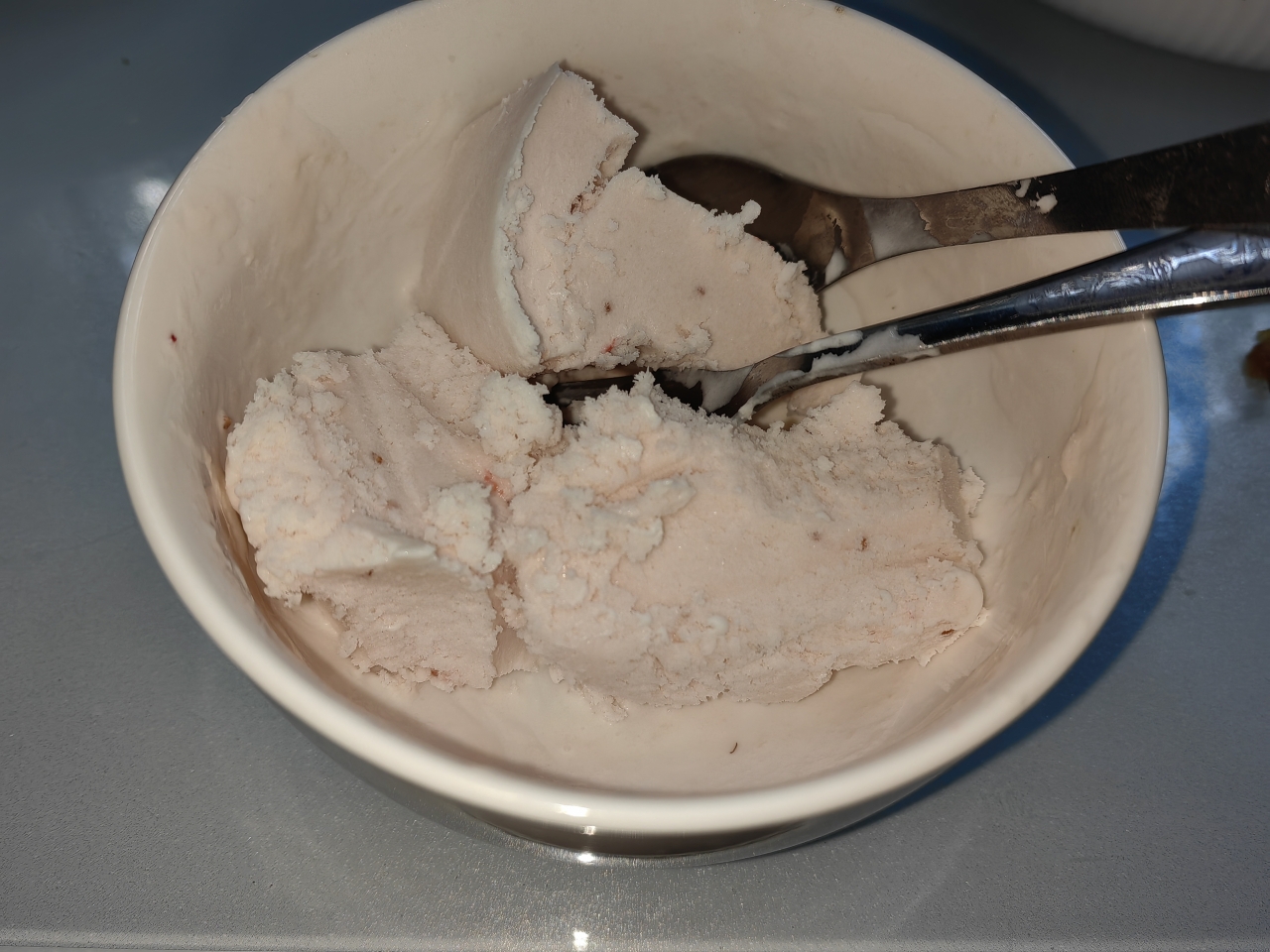 蓝莓冰淇淋（无蛋、不需多次搅拌版本）