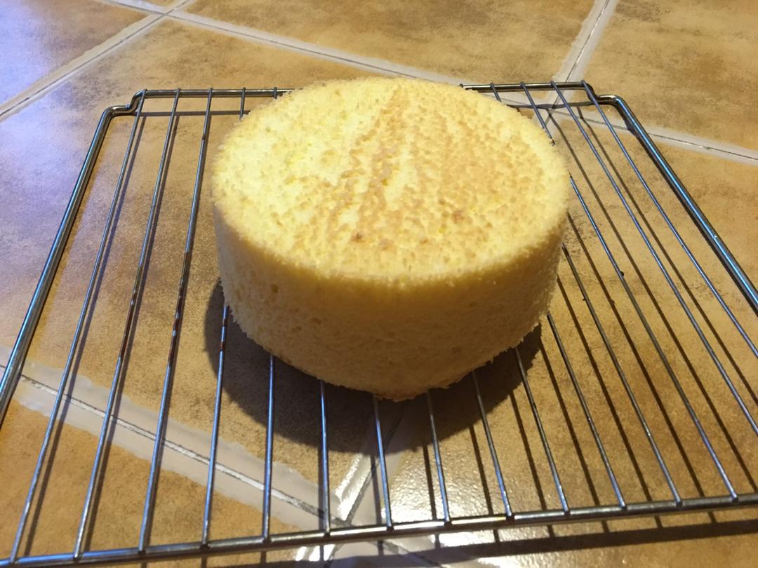 6寸原味戚风蛋糕