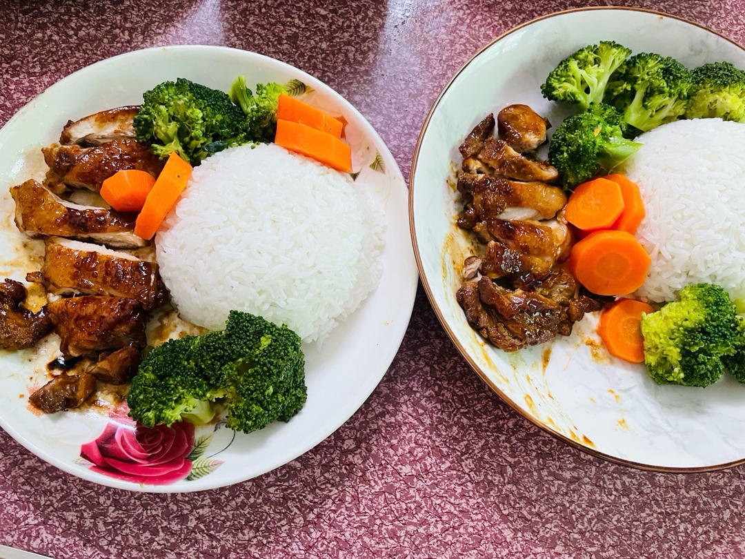 兄妹晚餐：照烧鸡腿饭