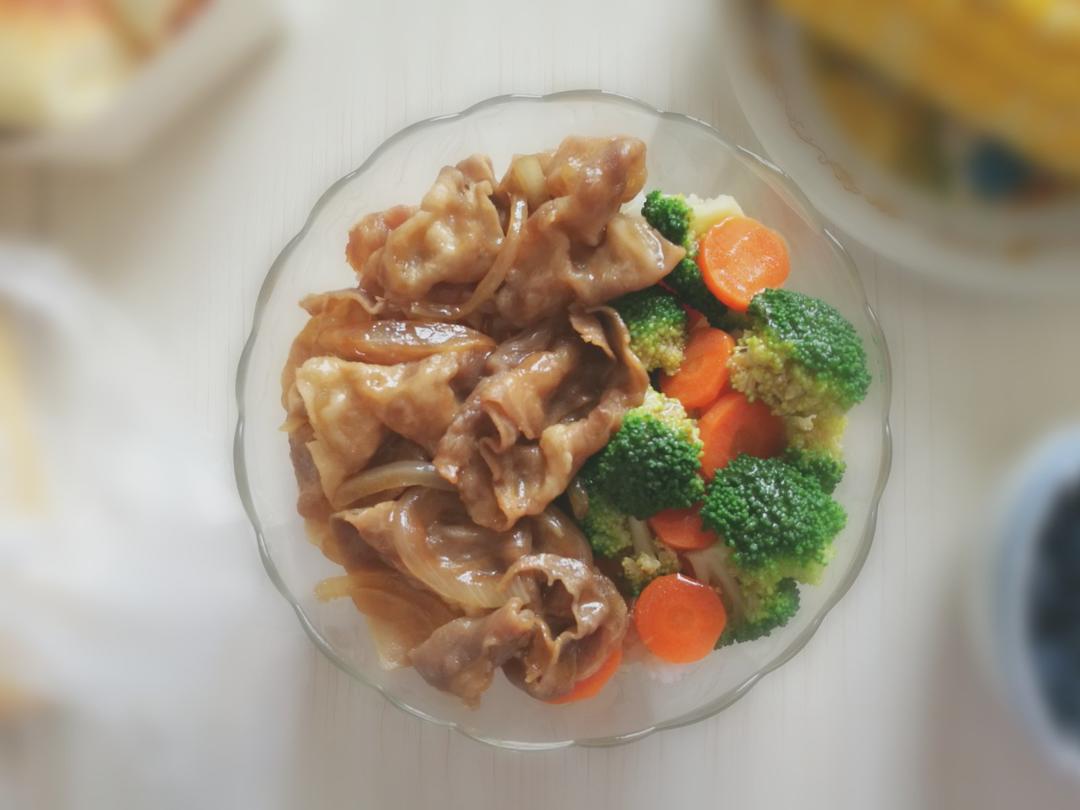 肥牛饭