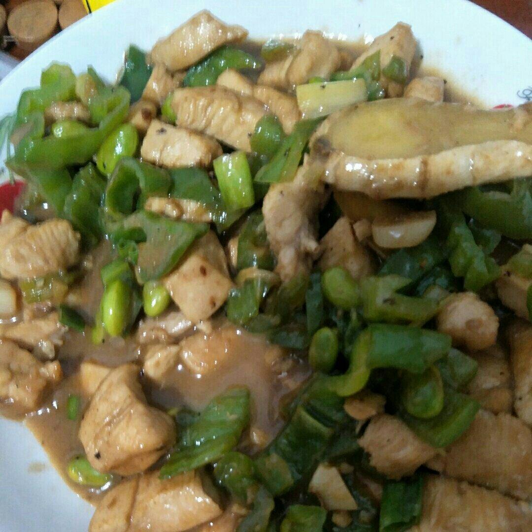 毛豆炒鸡丁 | 一勺接一勺 根本停不下来