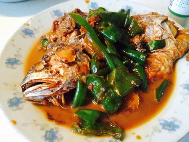 红烧黄鱼—鱼皮不破的小窍门