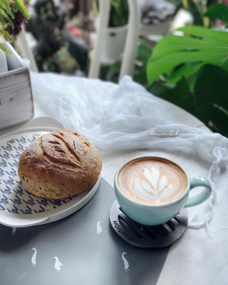 【大师范烘焙】蔓越莓核桃全麦面包