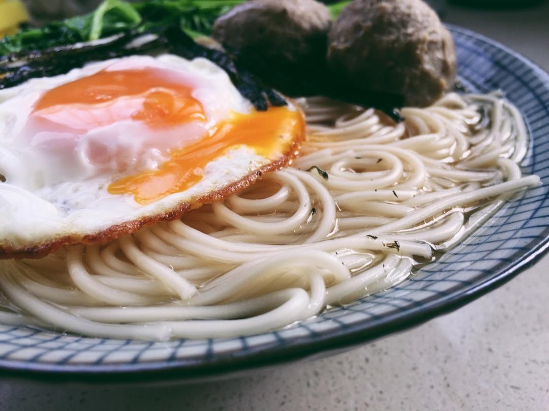 一碗朴素的牛肉丸面