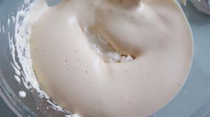咖啡海绵蛋糕胚版提拉米苏—6寸圆模无酒精的做法 步骤17
