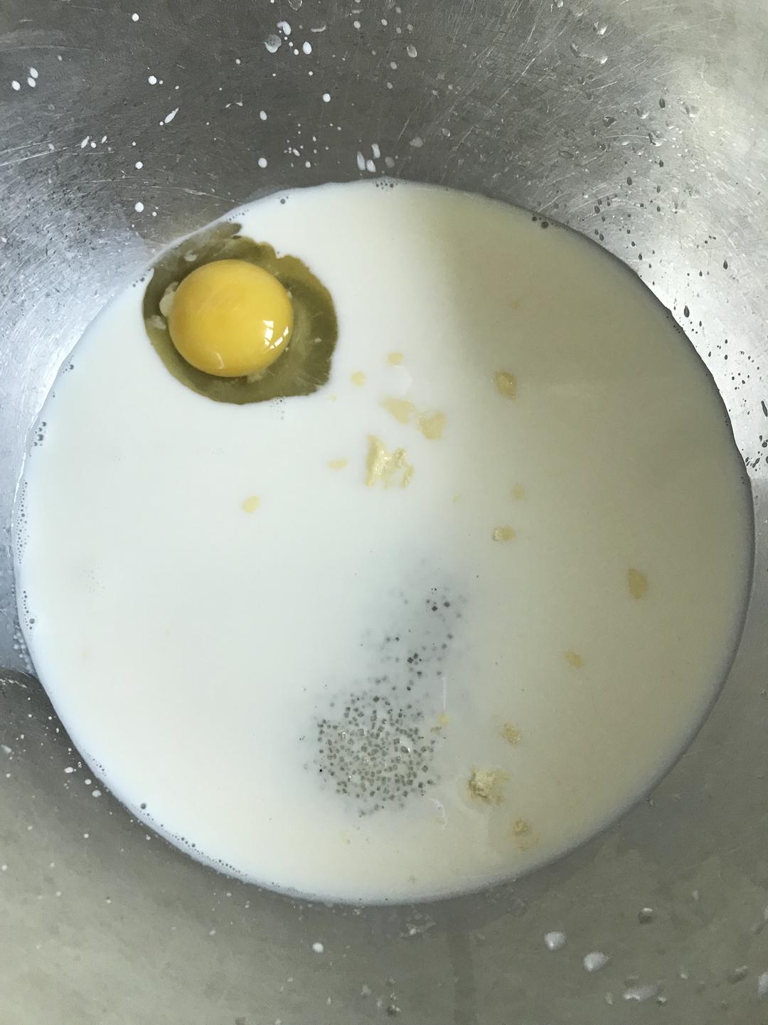 纯奶手撕吐司的做法 步骤1