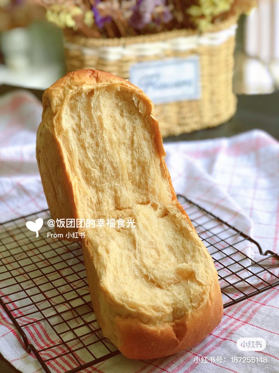 纯奶手撕吐司的做法 步骤1