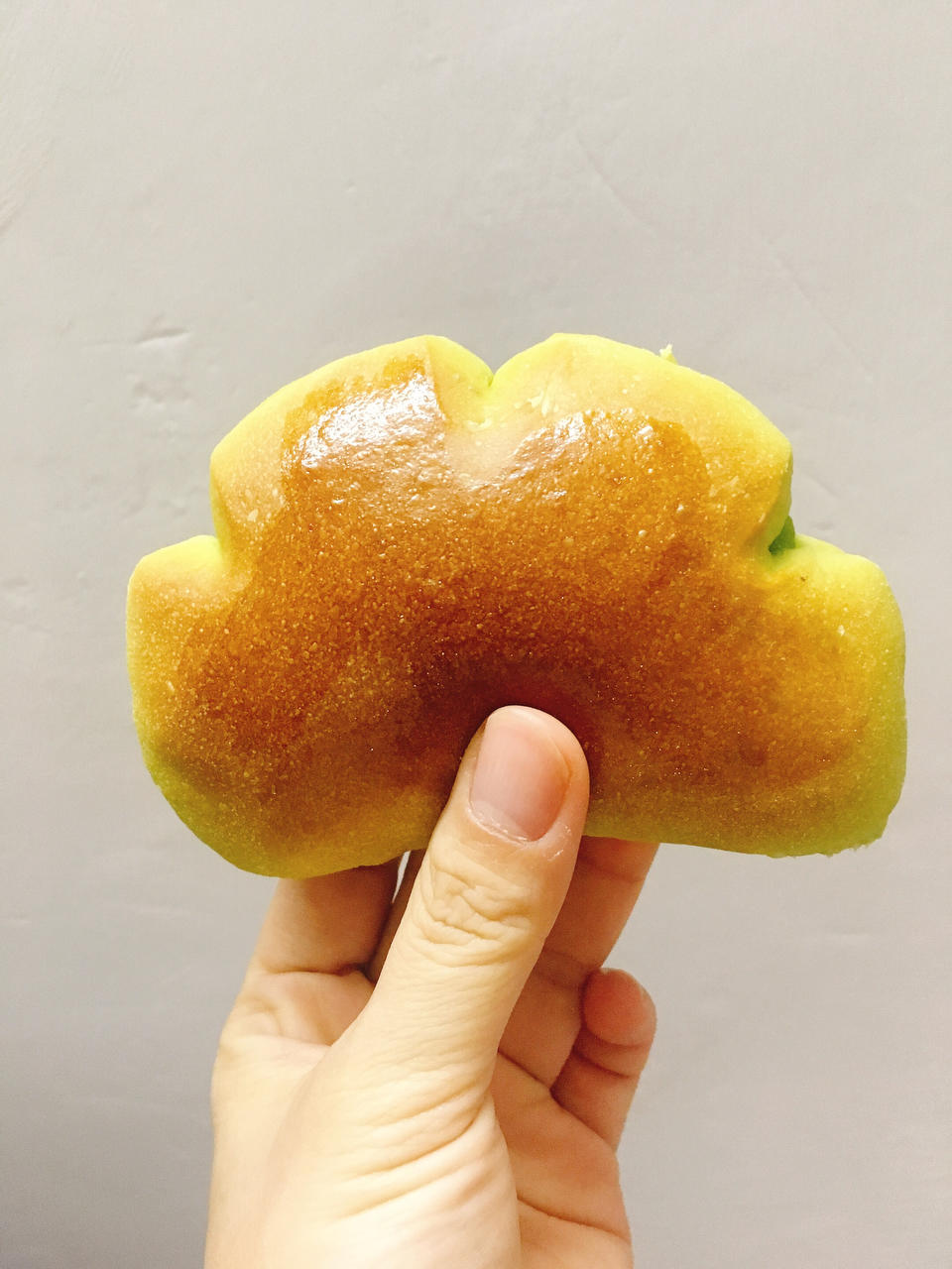 《Tinrry+》斑斓卡仕达面包