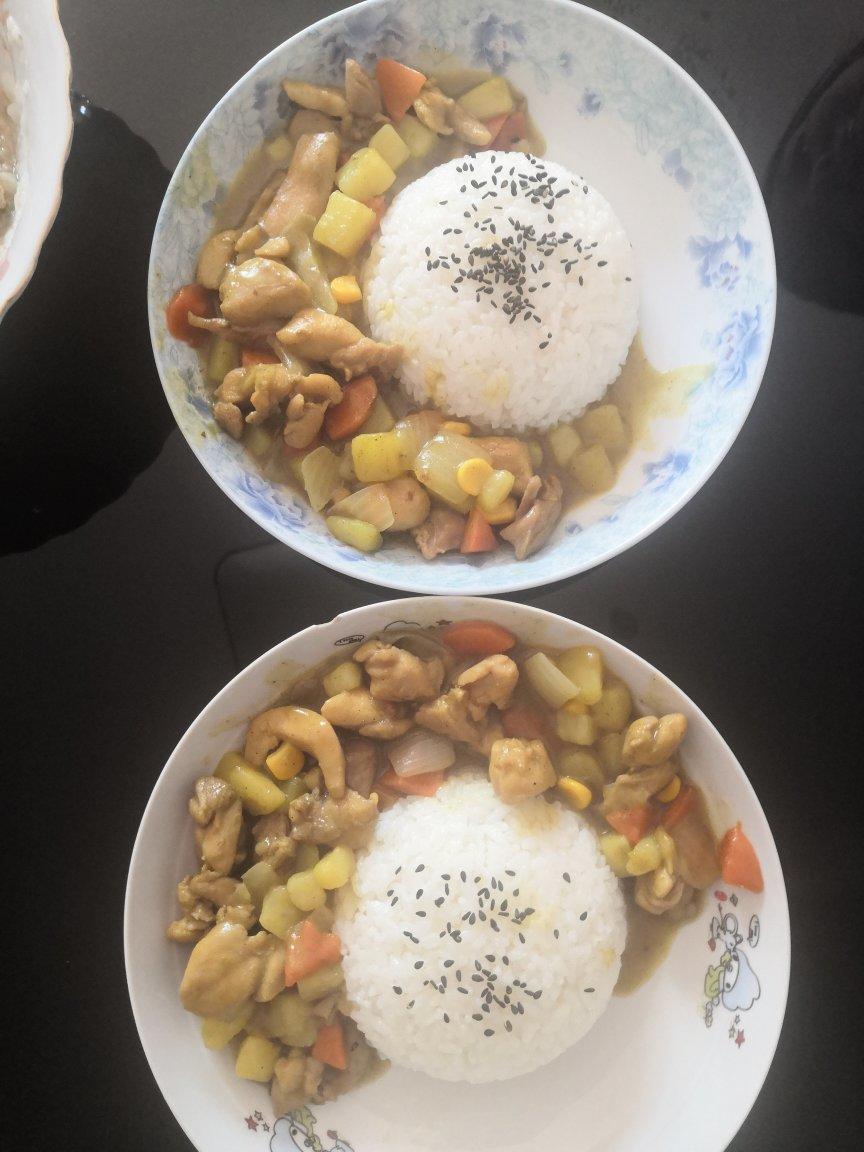 咖喱鸡肉饭