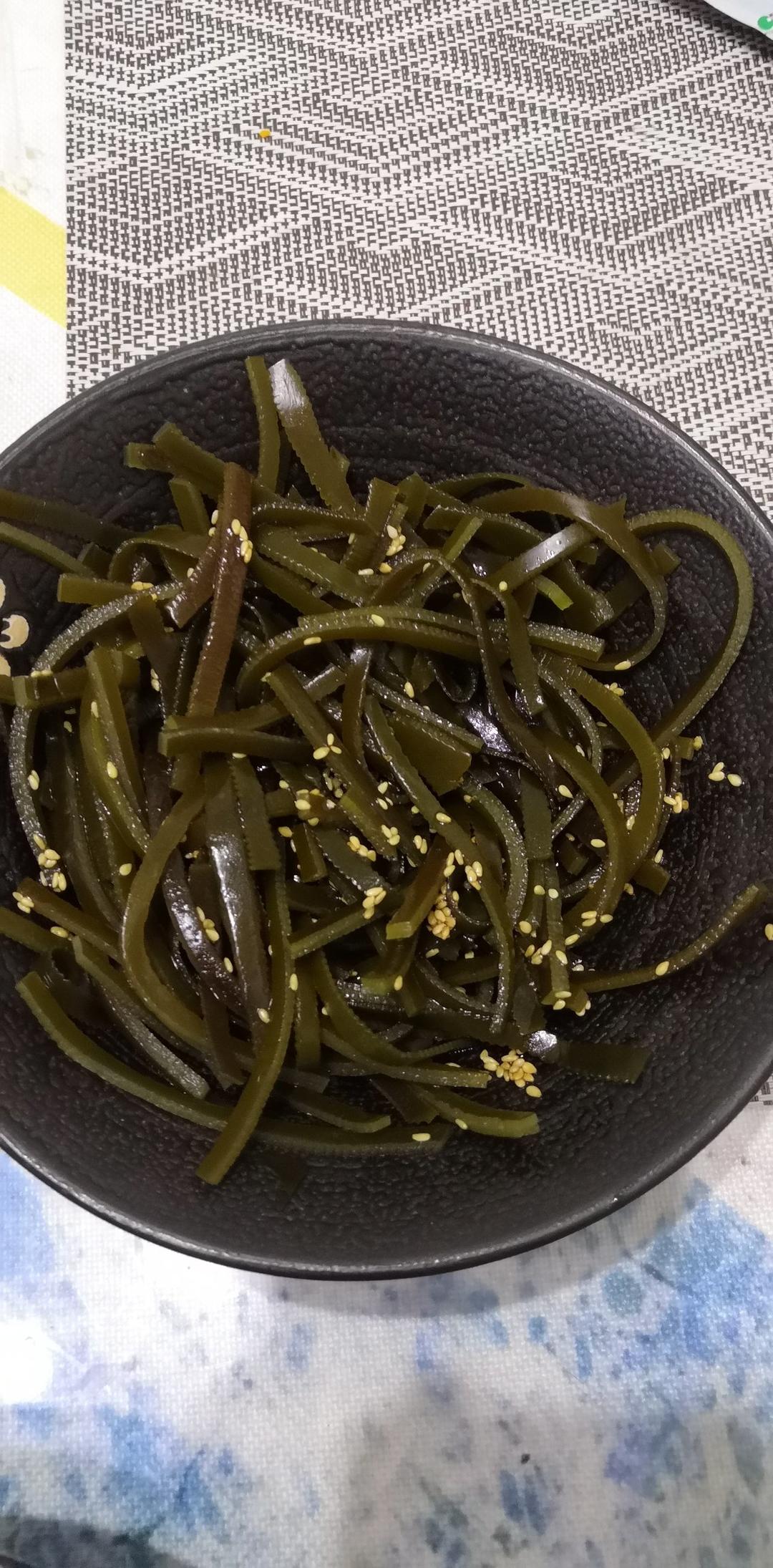 凉拌酸辣海带丝