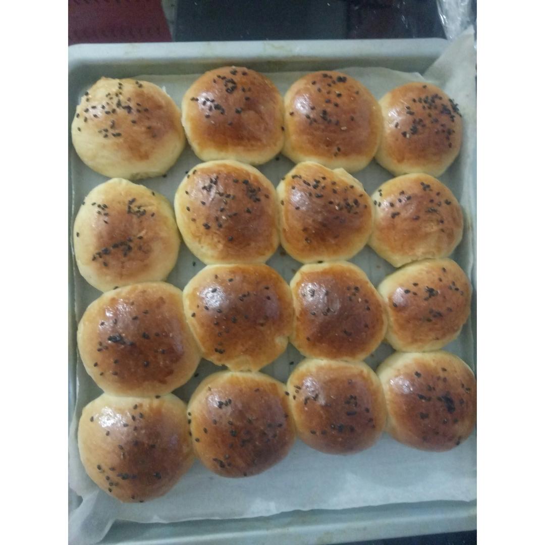 鲜奶油小餐包（一次发酵）