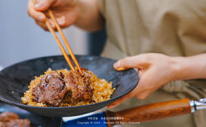 一出场就能镇住所有饥饿的肚肠 | 日式牛肉饭的做法 步骤12