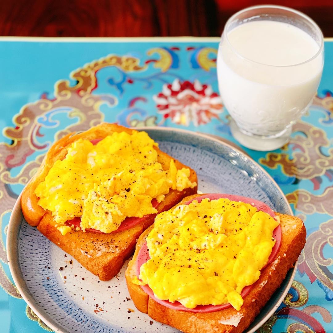 🥚厚蛋吐司🍞的做法