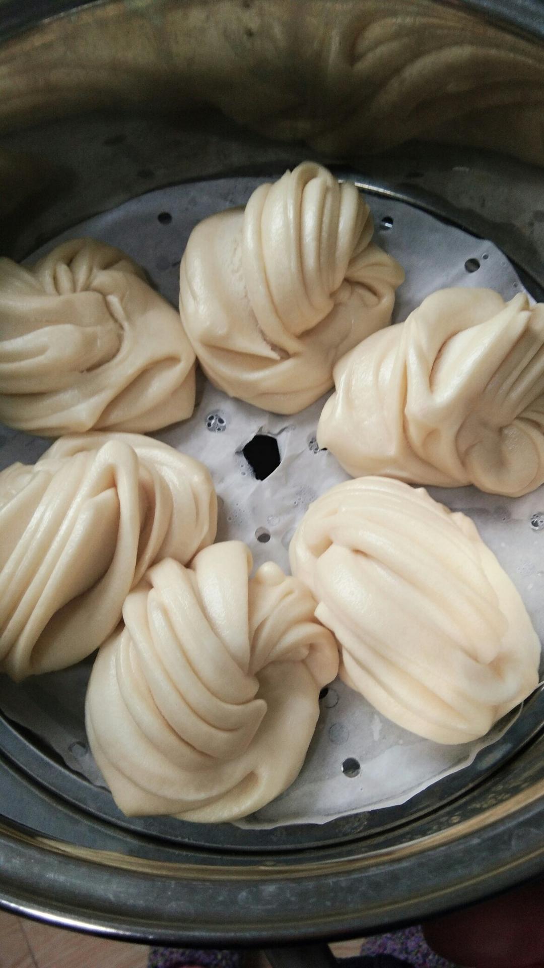 快手发面大花卷（含和面、揉面手法）
