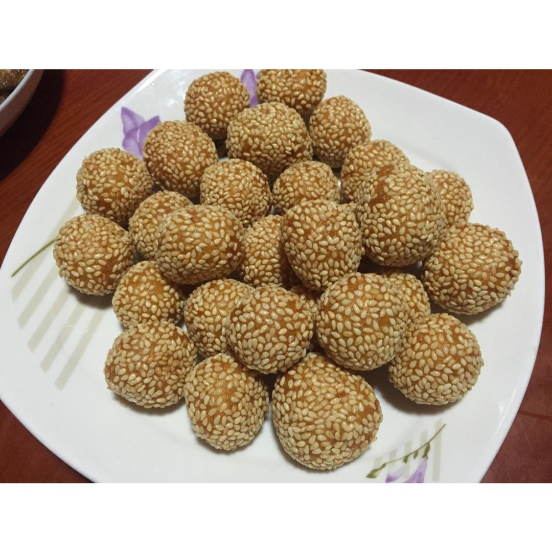 黄金球之一（南瓜芝麻球）