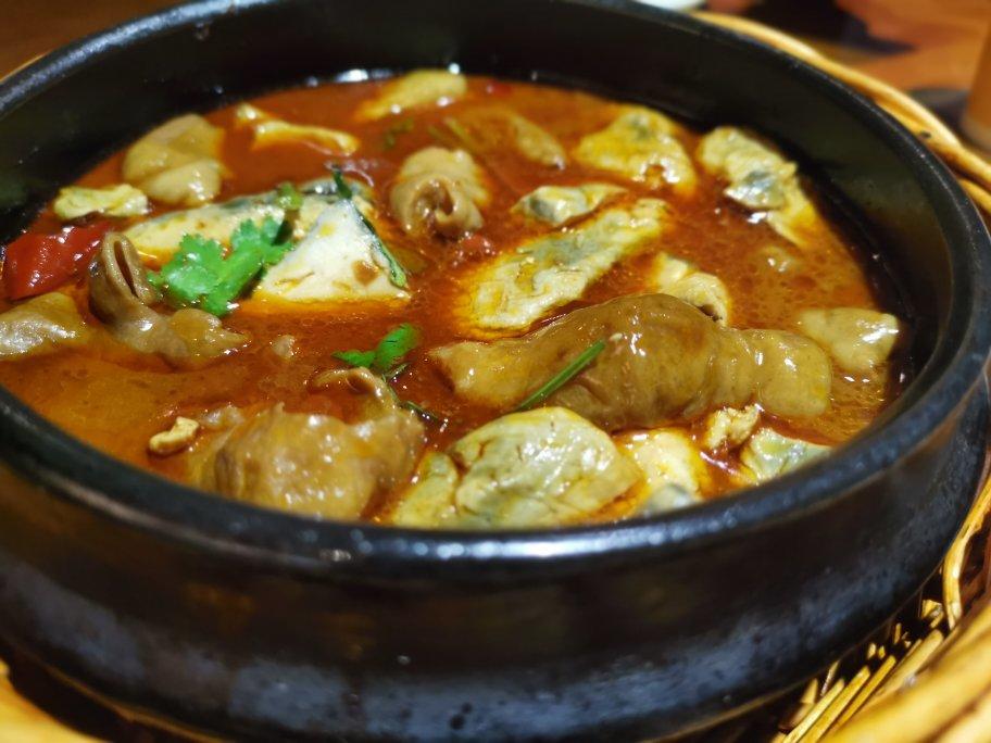 臭豆腐肥肠煲｜美食台