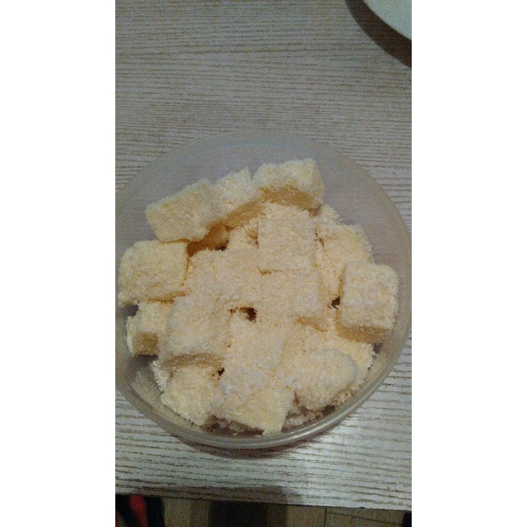 完胜85度C牛奶椰丝小方
