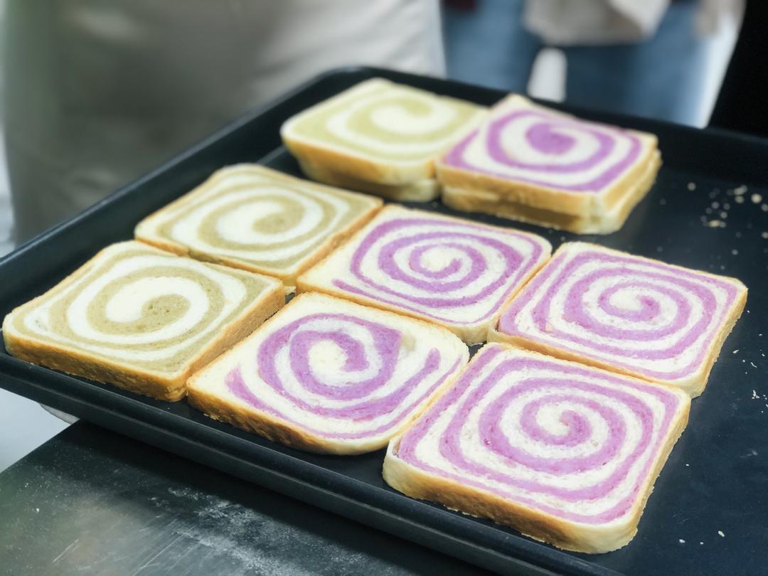 双色吐司🍞的做法