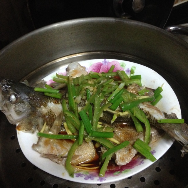 清蒸鲈鱼