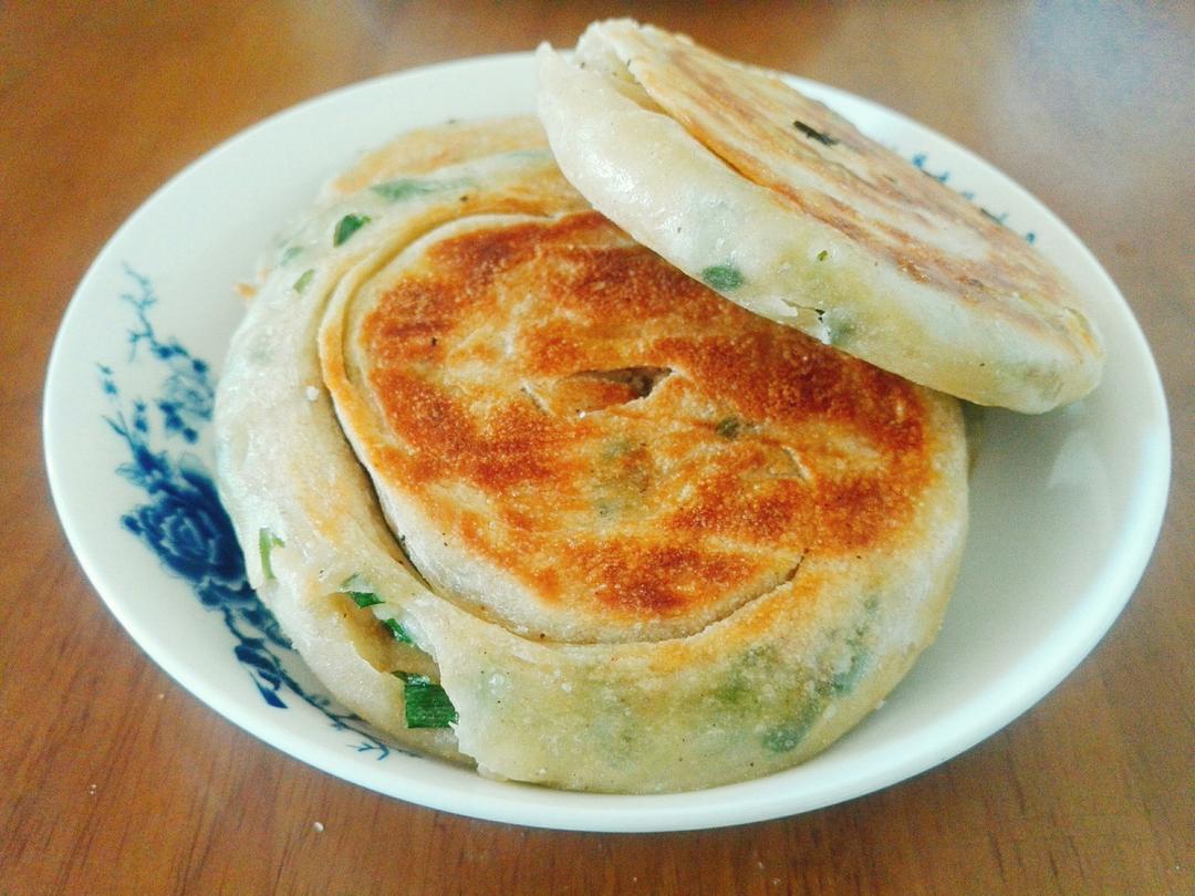 老树不抠脚做的葱花油饼springonionpancake