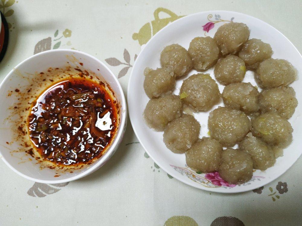 陕北特色小吃——黑愣愣（洋芋馍馍）