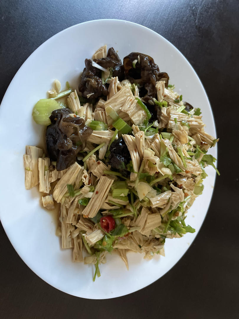 凉拌（腐竹木耳黄瓜）