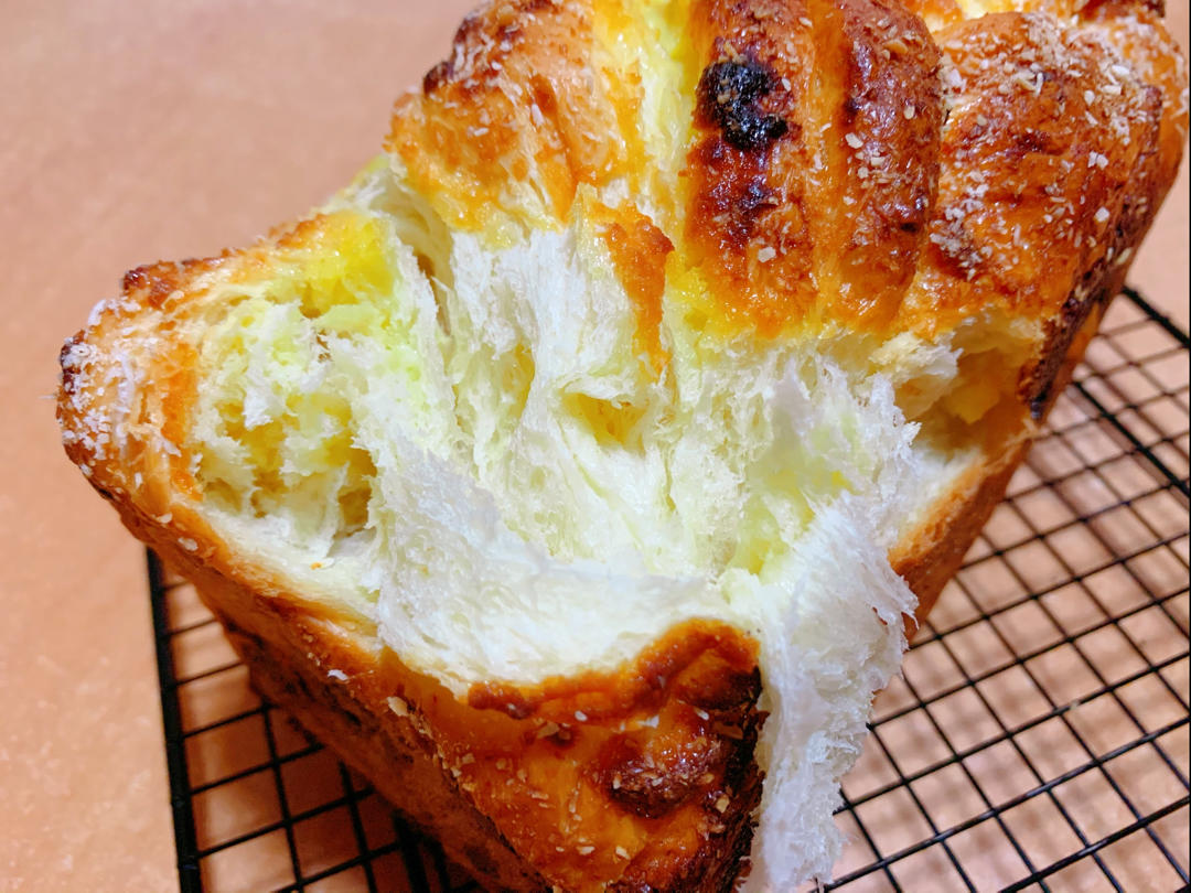 椰香奶酥吐司甜面包淡奶油炼乳奶香软妹子手撕