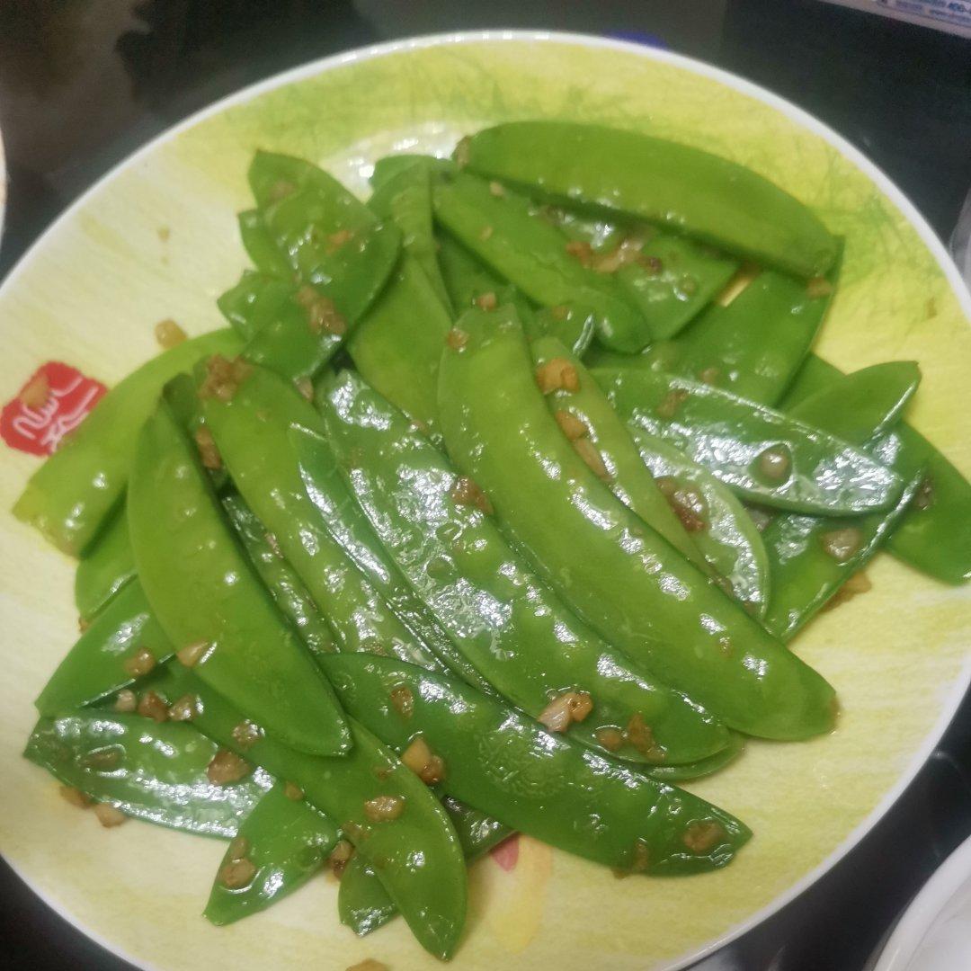 蒜蓉清炒荷兰豆，简单好做又好吃
