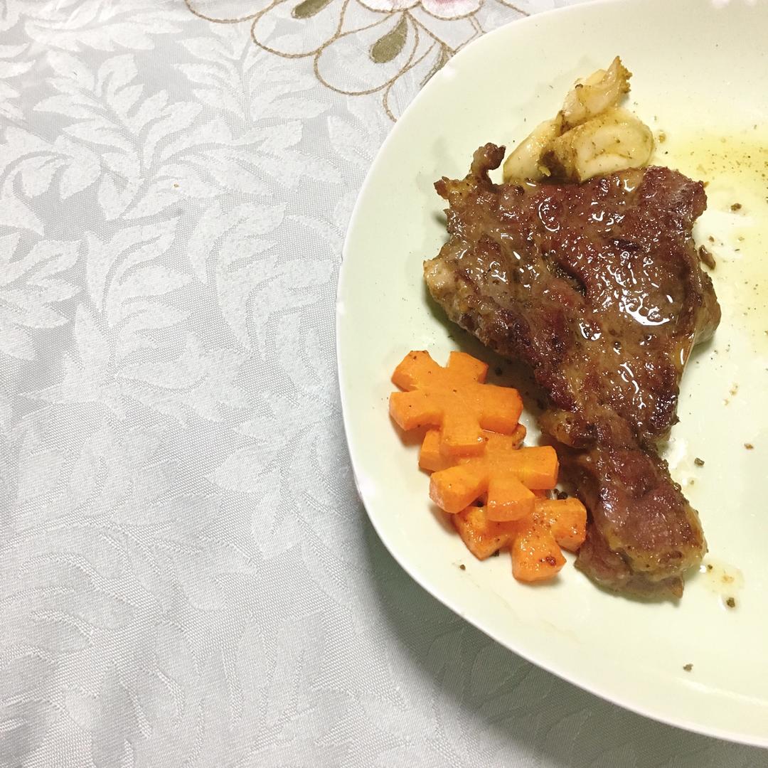 好吃到哭的煎牛排