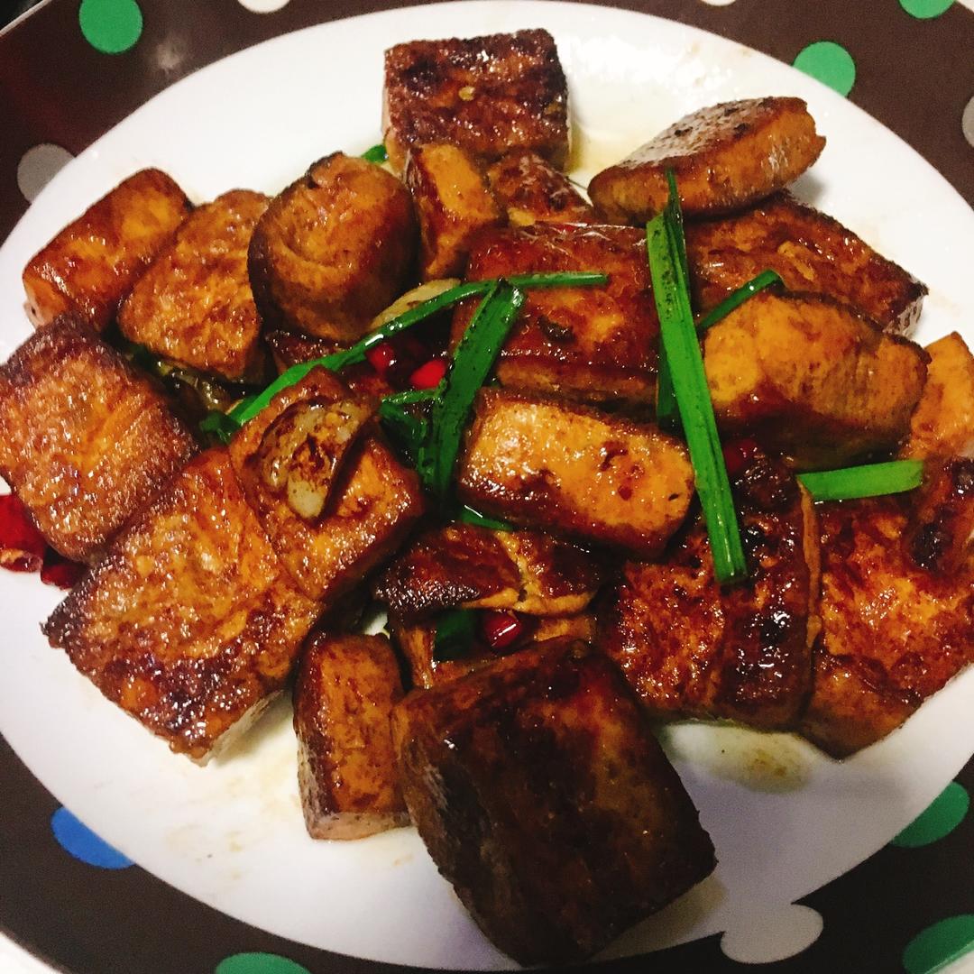 外酥里嫩的煎豆腐
