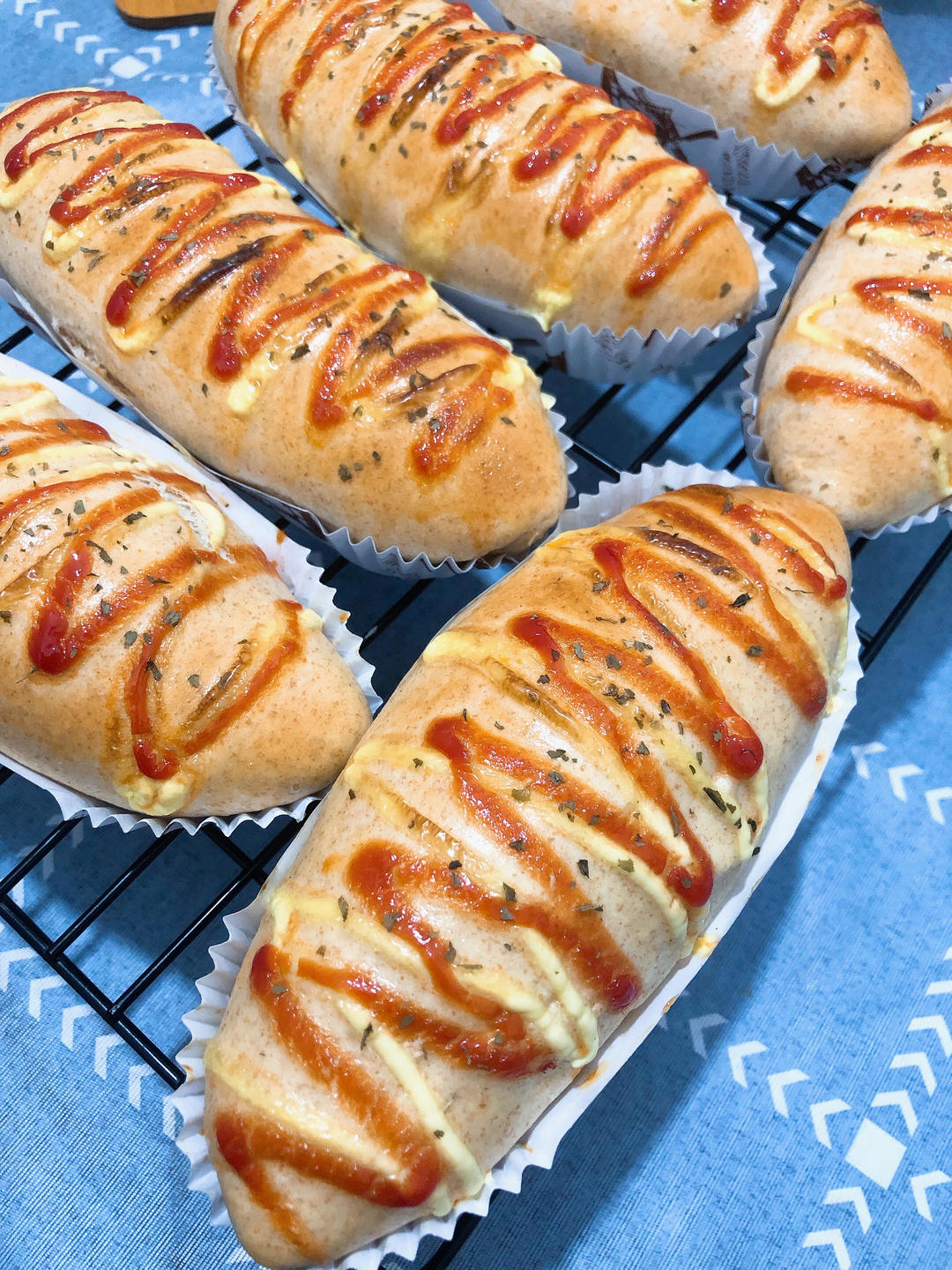 香葱沙拉肉松肠仔包（一次发酵）