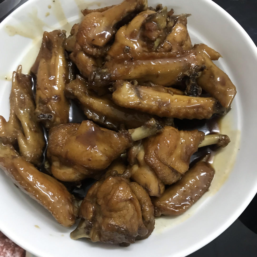 厨师长教你：“可乐鸡翅”的家常做法，味道鲜嫩可口，先收藏起来