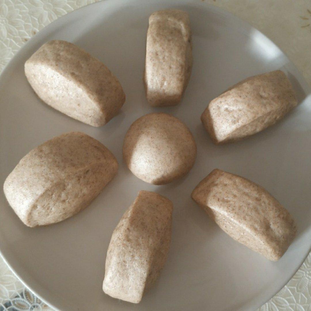 黑麦馒头