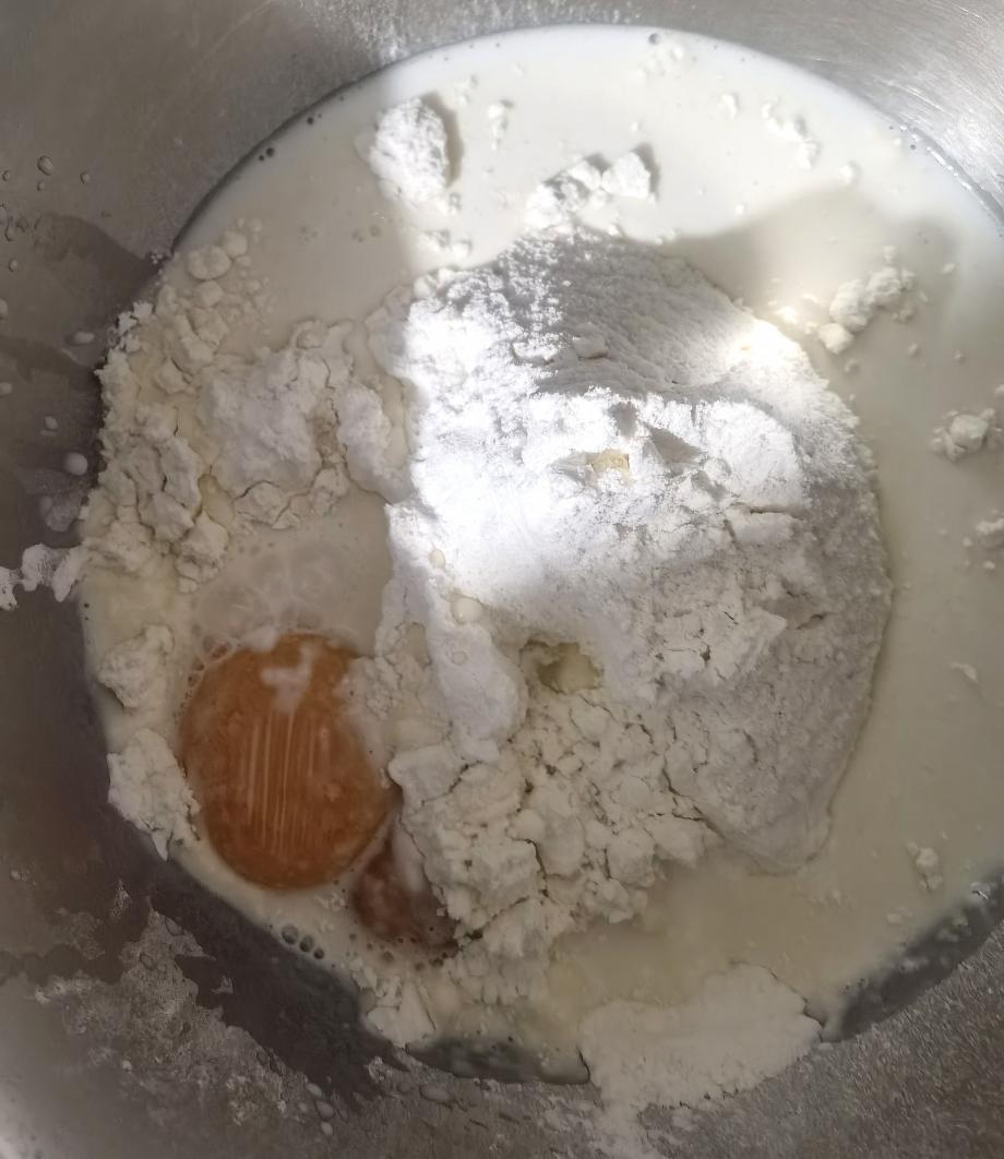 纯奶手撕吐司的做法 步骤1