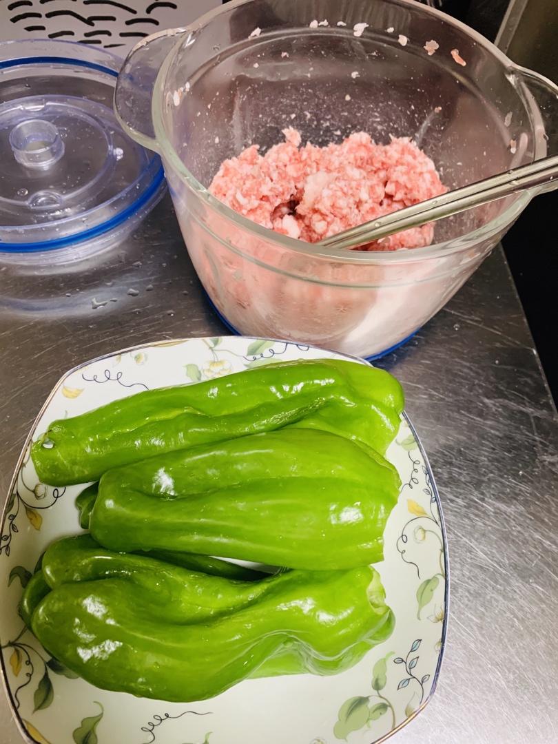 虎皮青椒塞肉