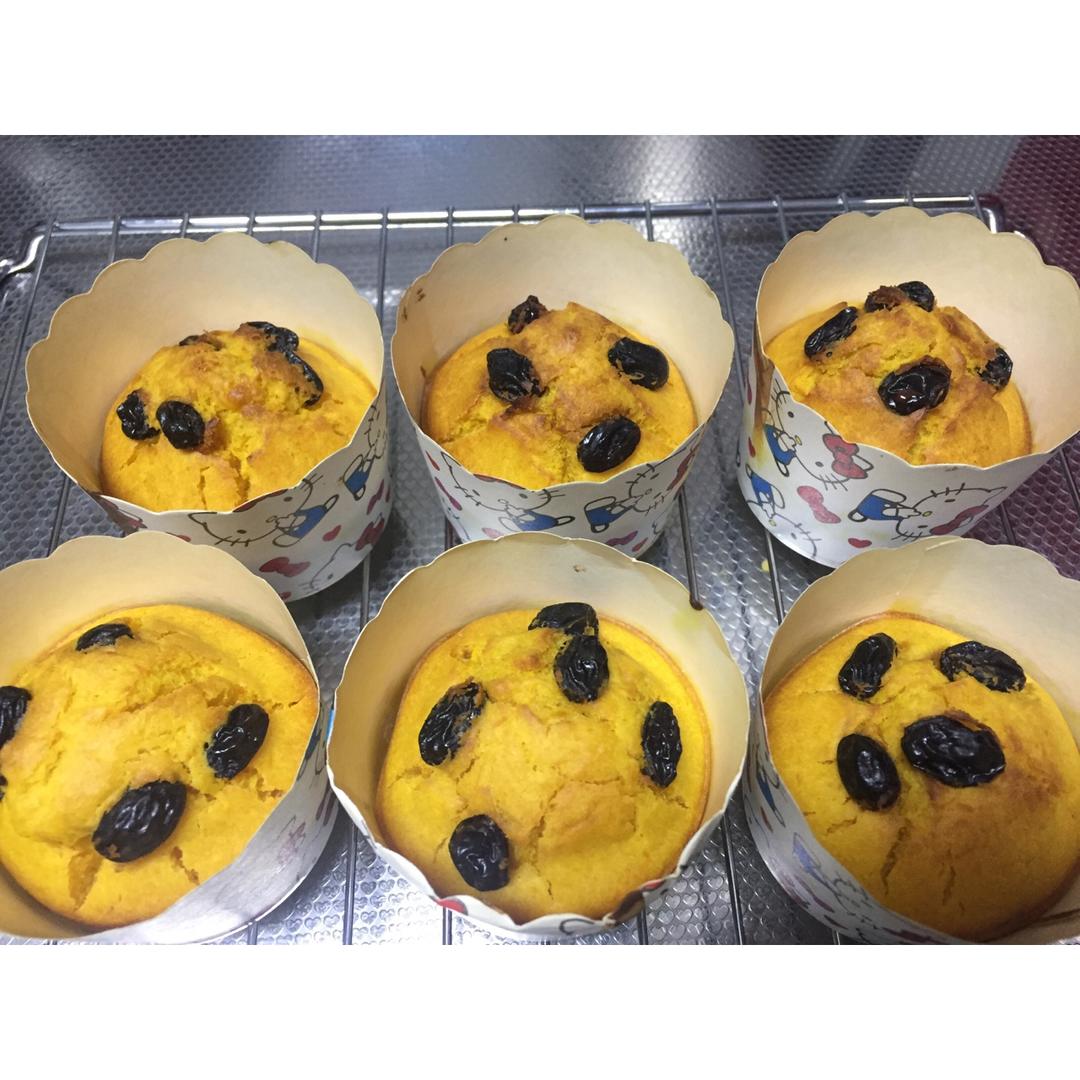 快手香蕉纸杯蛋糕