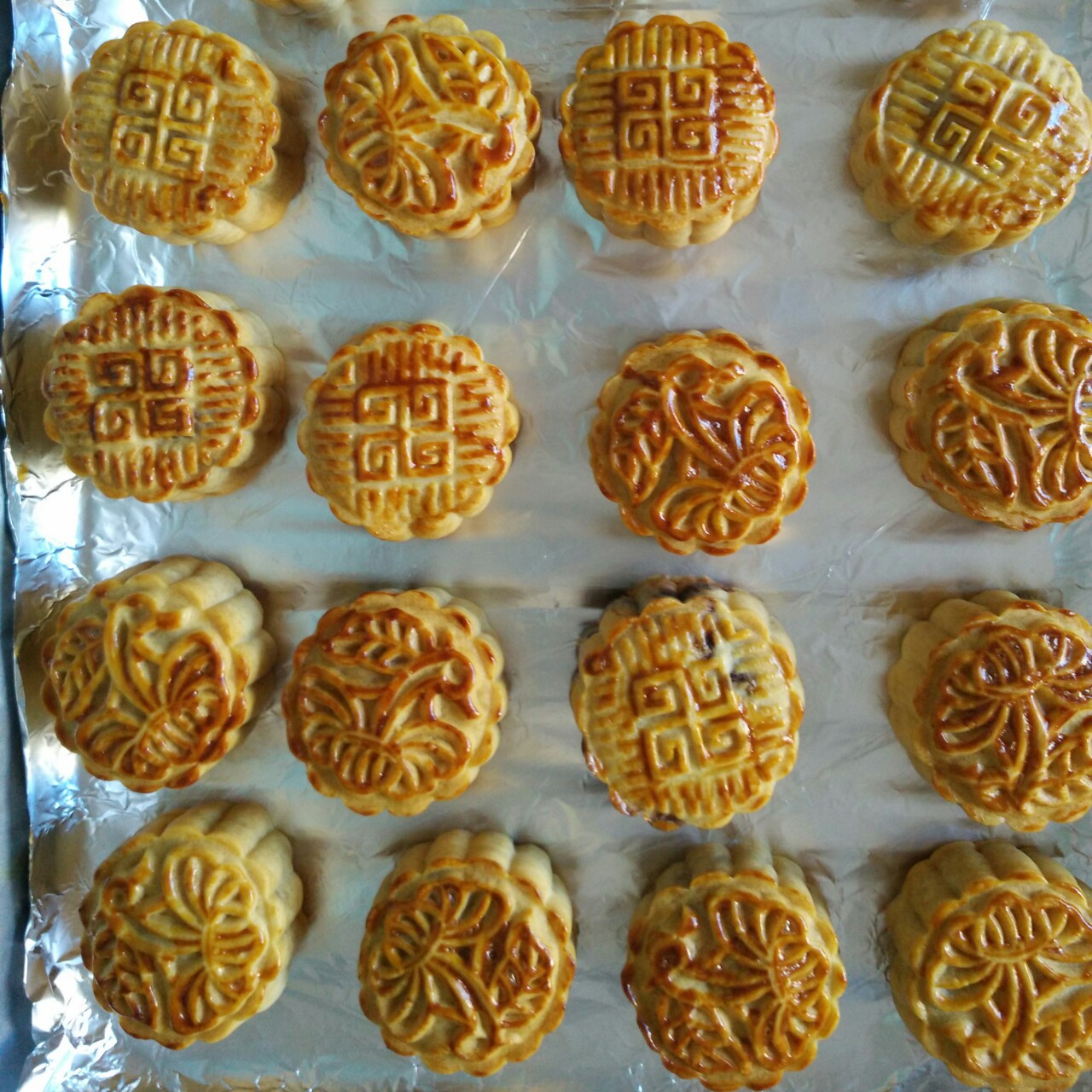 广式月饼——蛋黄莲蓉月饼