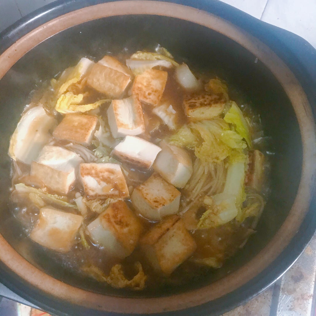 豆腐粉丝金针菇白菜煲