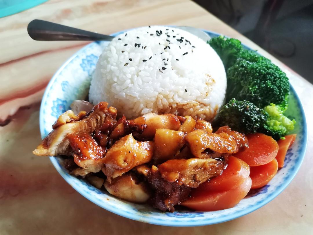 照烧鸡腿饭