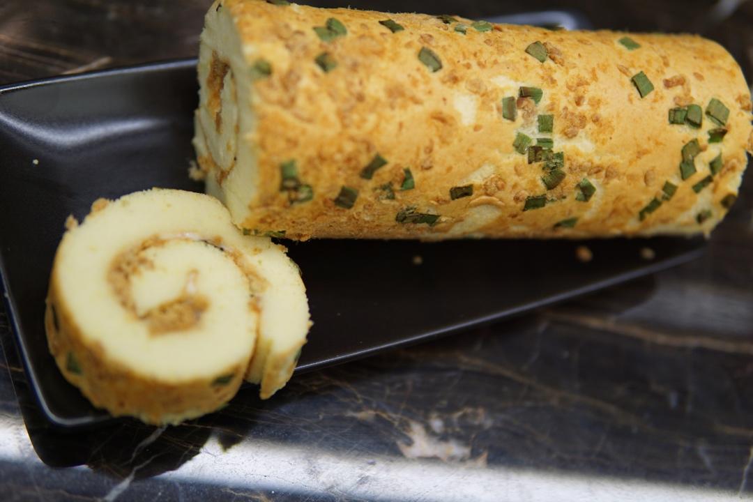 香葱肉松肥蛋糕卷～