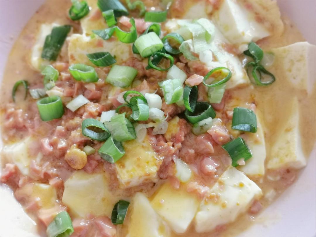 蟹黄豆腐（咸蛋黄版）