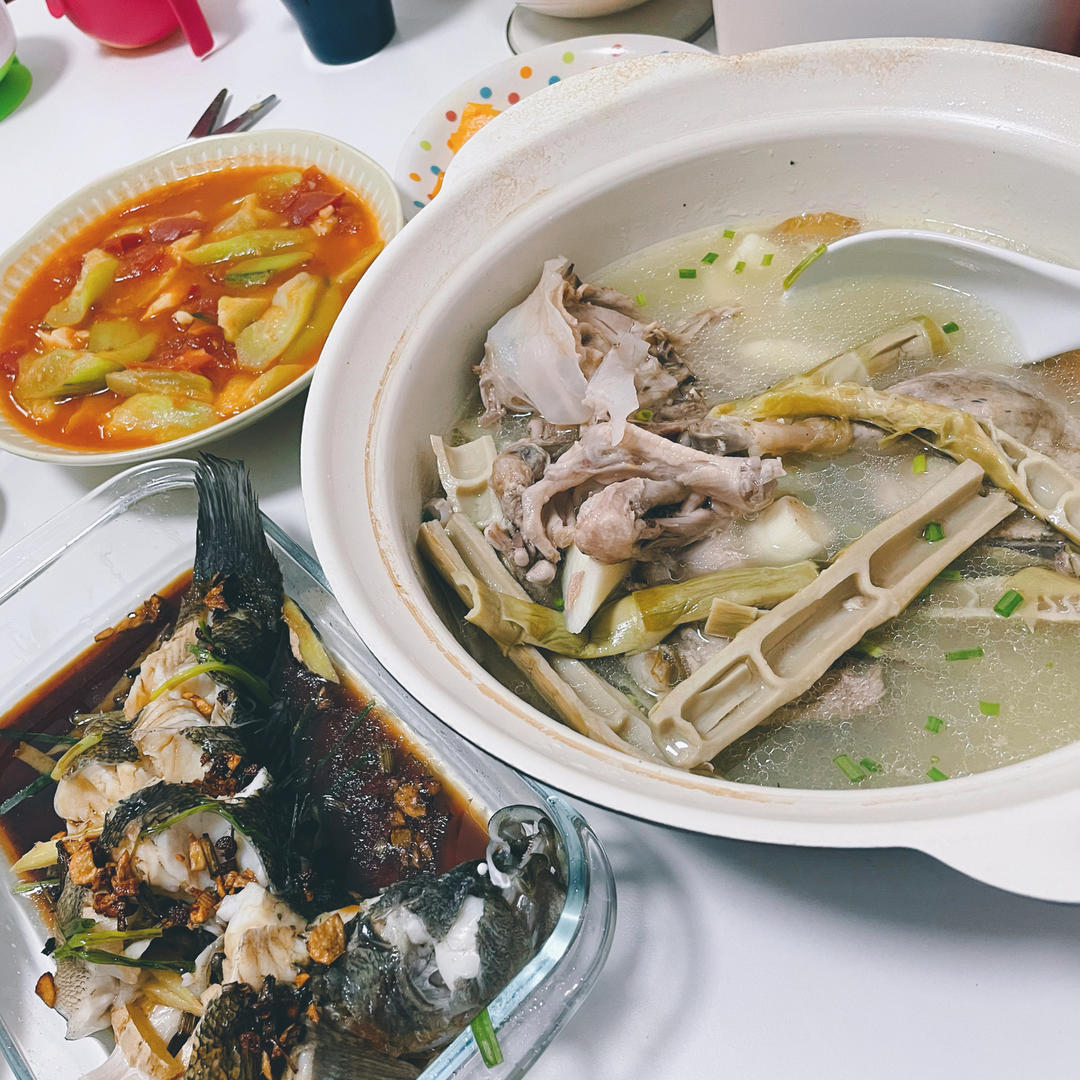 笋干老鸭汤