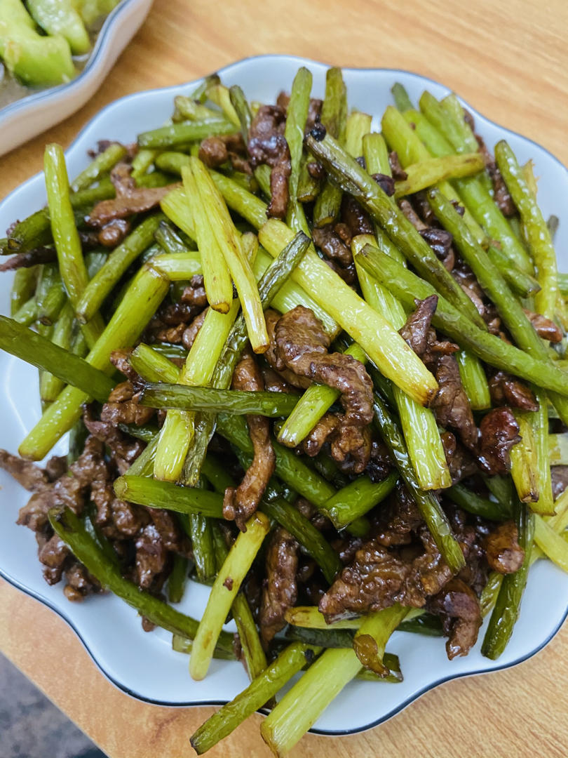 【蒜苔炒肉】