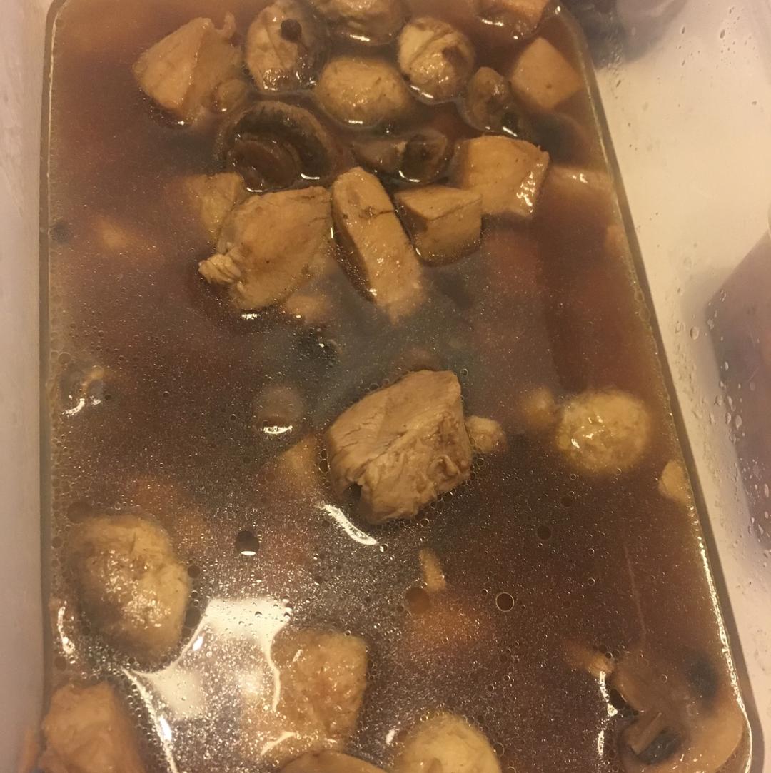 香菇炖鸡
