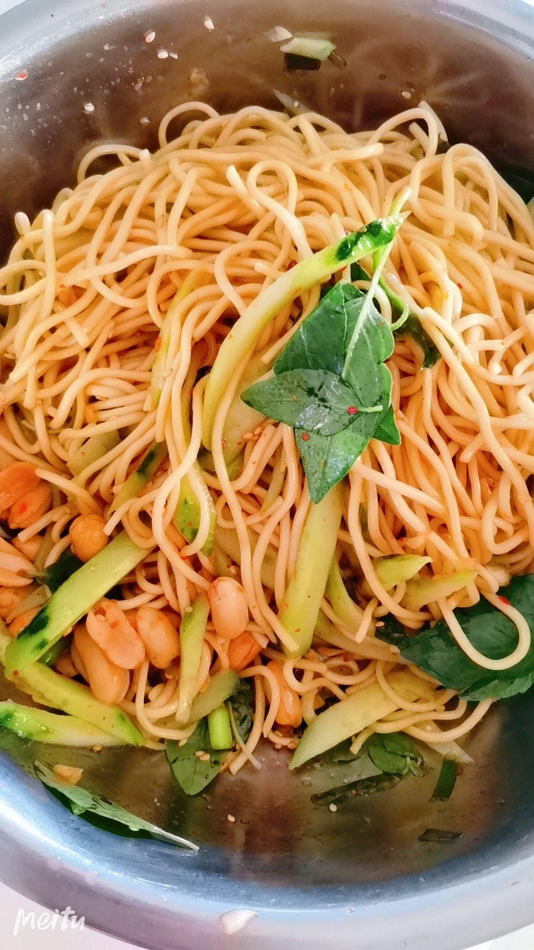 巨好吃㊙️酸辣凉拌面❗️十分钟搞定，简单快手❗️