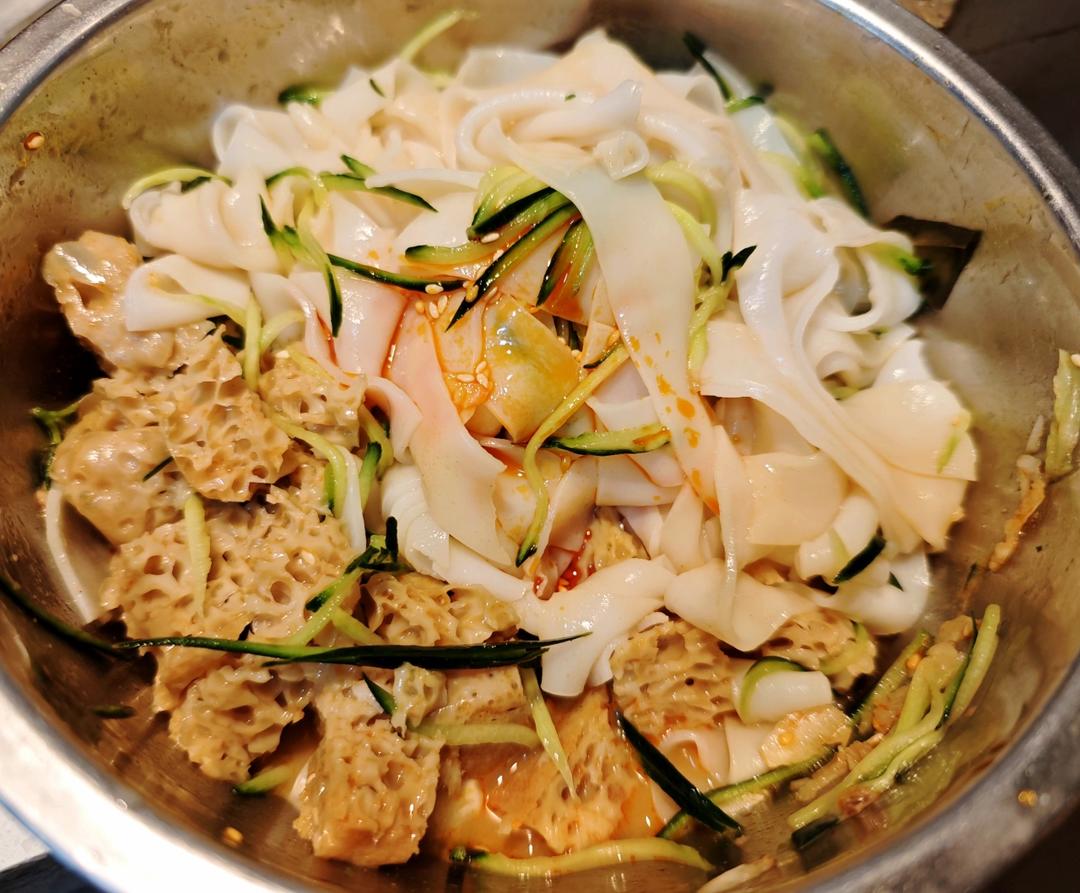 凉皮调料汁（街边摊的味道）