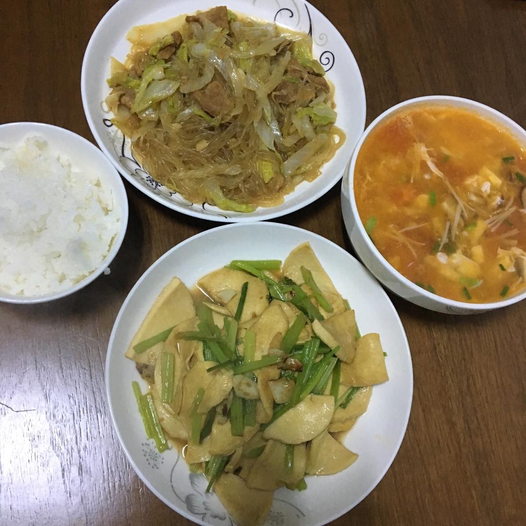 香芹炒素鸡（素火腿）